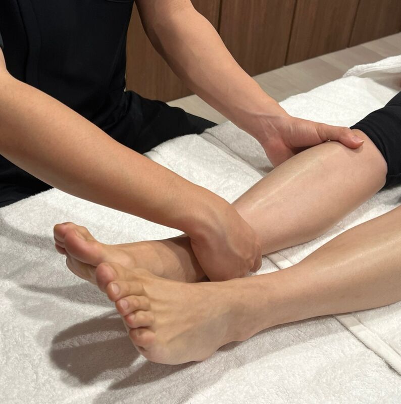 たつ０脚